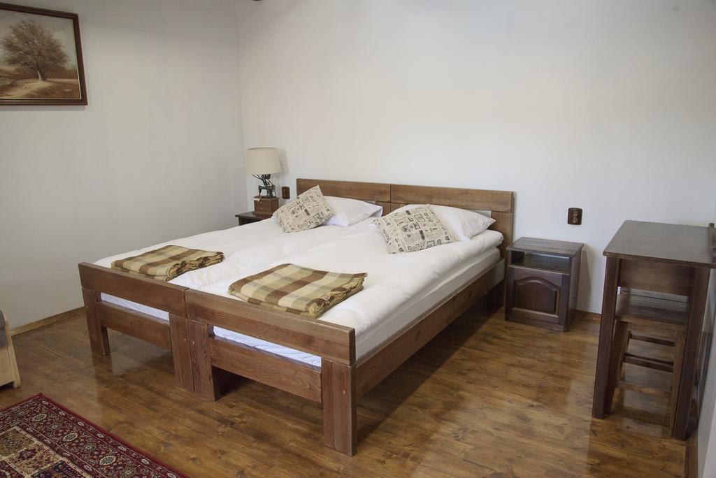 Guest House Zlateya Madara Bagian luar foto