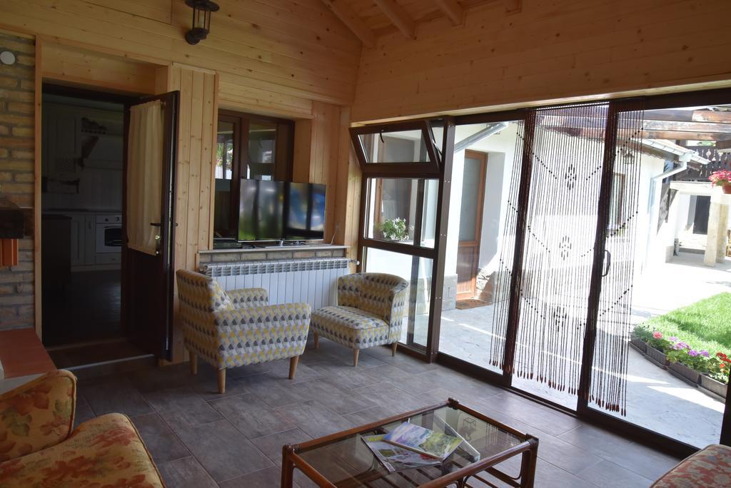 Guest House Zlateya Madara Bagian luar foto
