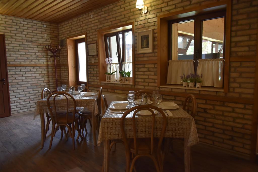 Guest House Zlateya Madara Bagian luar foto